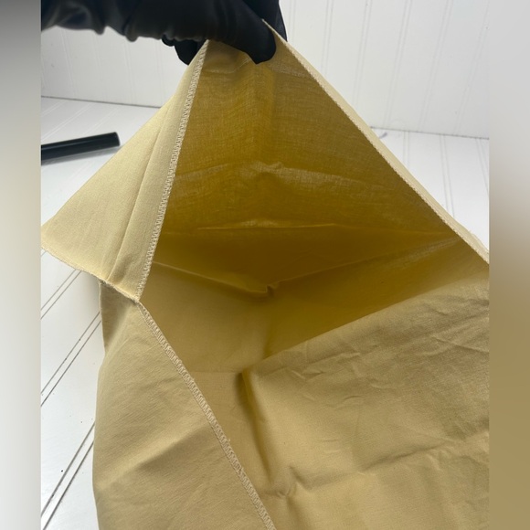 Louis Vuitton Beige Storage Dust Bag Draw String - Picture 4 of 7